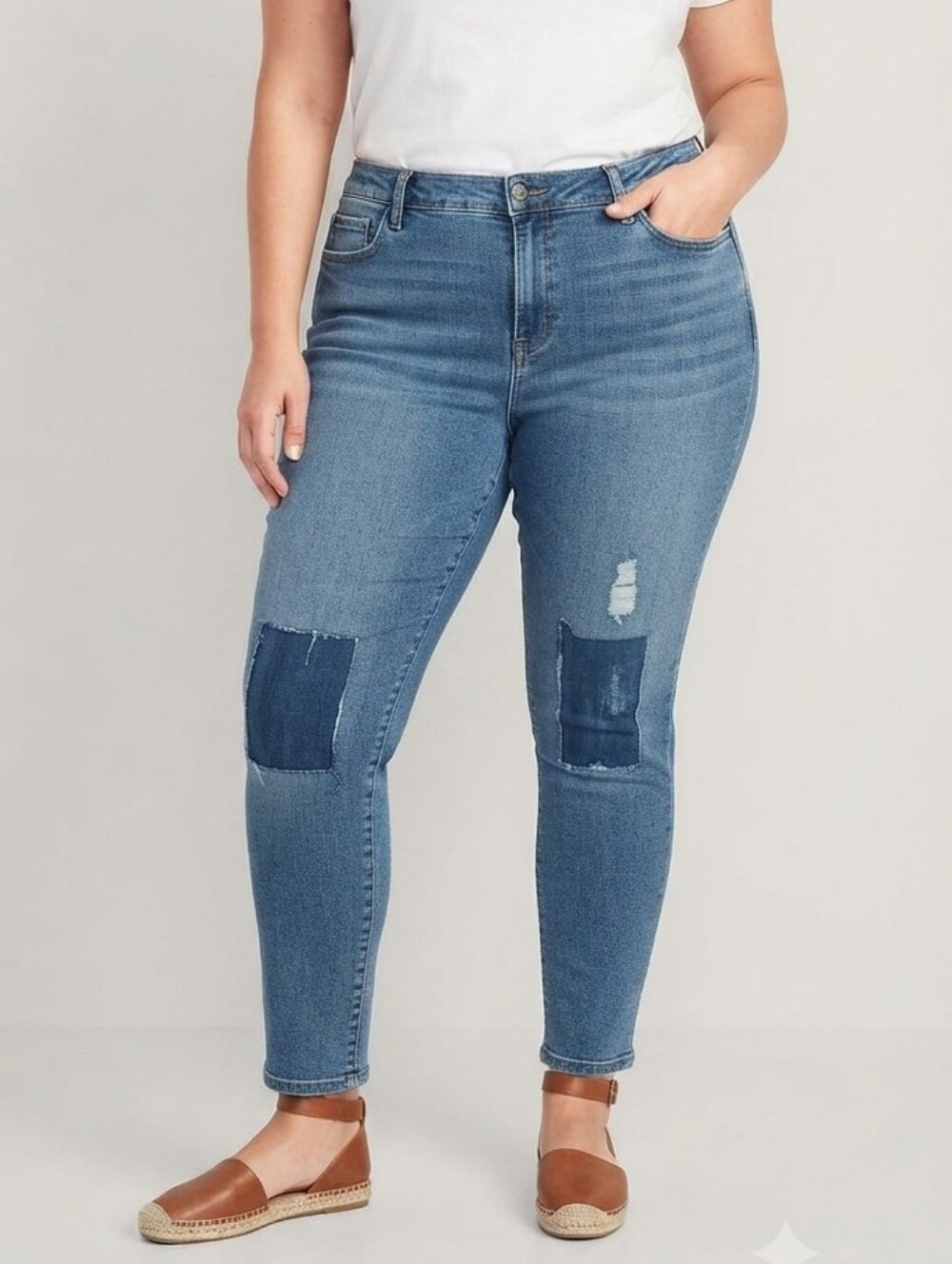 Old Navy Mid-Rise Patchwork Skinny Jeans Women's Size 18 Distressed Blue Denim